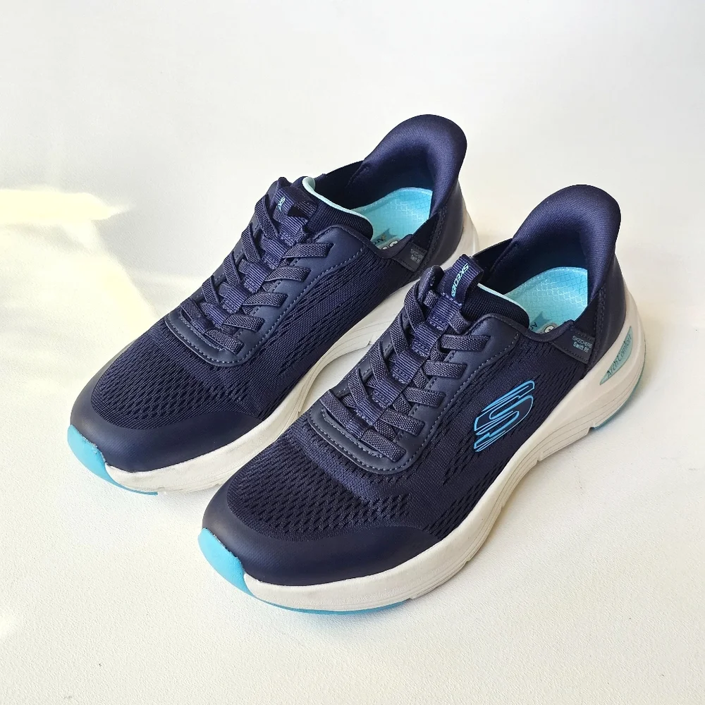 Skechers Hands Free Swift Fit Navy Sneakers Arch Comfort Womens 8